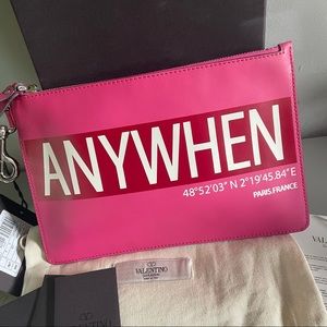 🪽NEW Valentino Garavani Anywhen Pink Clutch Pouch